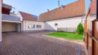 Einfamilienhaus mit sonnigem, vielseitig nutzbarem Hofbereich - Außenbereich