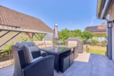 Exklusiver Bungalow in ruhiger Lage mit lichtdurchfluteten Räumen - Terrasse