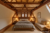 Tradition & Vision: Barockes Klosteranwesen mit weitläufigem Garten & viel Gestaltungspotenzial - Dachstudio gestaged