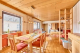 Wohnen, arbeiten & Natur: Vielseitiges Einfamilienhaus mit Scheune, Garten & Hof - Esszimmer