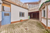 Wohnen, arbeiten & Natur: Vielseitiges Einfamilienhaus mit Scheune, Garten & Hof - Hof