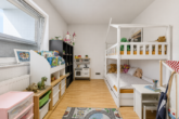 Moderne Doppelhaushälfte mit Einliegerwohnung und Wintergarten - Kinderzimmer UG