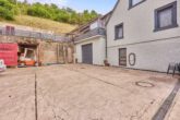 Viel Raum für Ihre Ideen – Wohnimmobilie mit außergewöhnlichem Lager- und Nutzungspotenzial - Innenhof