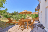 Ein Haus – unendlich viele Möglichkeiten: Mehrgenerationenwohnen mit traumhaftem Garten - Staging: Terrasse