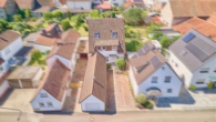 Ein Haus – unendlich viele Möglichkeiten: Mehrgenerationenwohnen mit traumhaftem Garten - Luftaufnahme