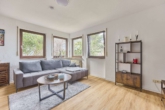 Licht. Luft. Lebensqualität – Architektenhaus mit Einliegerwohnung und besonderem Flair - Wohnzimmer ELW