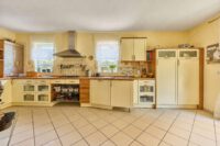 Gartenidylle trifft Wohnqualität – ein Zuhause zum Wohlfühlen - Küche