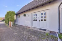 Einfamilienhaus mit separatem Gästehaus - Ferienhaus