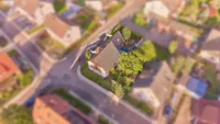 Einfamilienhaus mit separatem Gästehaus - Drohnenaufnahme