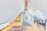 Einfamilienhaus mit separatem Gästehaus - OG Ferienhaus
