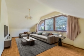 Architektenhaus am Häuselberg mit Einliegerwohnung & traumhaftem Weitblick über die Rheinebene - Digitales Staging