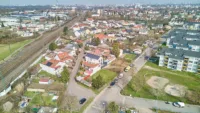 Zweifaches Wohnglück: Moderne Doppelhaushälften zum Erstbezug - Drohnenaufnahme