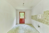 Gepflegte & helle 2-Zimmer-Wohnung mit eigenem Garten & Terrasse in Waldrandlage - Küche