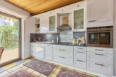 Charmantes Zuhause mit großem Garten und nostalgischem Flair - Küche