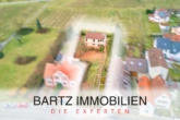 Charmantes Einfamilienhaus mit großzügigem Garten mit viel Entwicklungspotenzial - Außenansicht