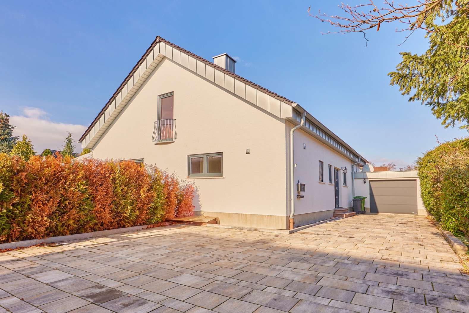 Modern. Offen. Besonders. Komfortables & saniertes Wohnhaus mit offenem Grundriss & hellen Räumen, 76756 Bellheim, Einfamilienhaus