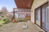 Einfamilienhaus mit Kamin & großem Garten für die ganze Familie - Terrasse