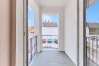 2022 saniert und sofort zu beziehen – helles Wohnhaus mit modernem Wohnkomfort in gefragter Lage - Balkon