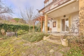 Repräsentative 30er-Jahre-Villa in begehrter Höhenlage mit fußläufiger Anbindung zur Innenstadt - Gartenansicht