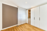 Einziehen und wohlfühlen - Einfamilienhaus mit Garten und durchdachtem Wohnkomfort - Büro