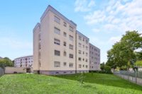 Stilvoll renovierte 4-Zimmer-Wohnung mit hochwertiger Einbauküche und hellem Wohnambiente - Außenansicht