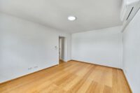 Stilvoll renovierte 4-Zimmer-Wohnung mit hochwertiger Einbauküche und hellem Wohnambiente - Schlafzimmer