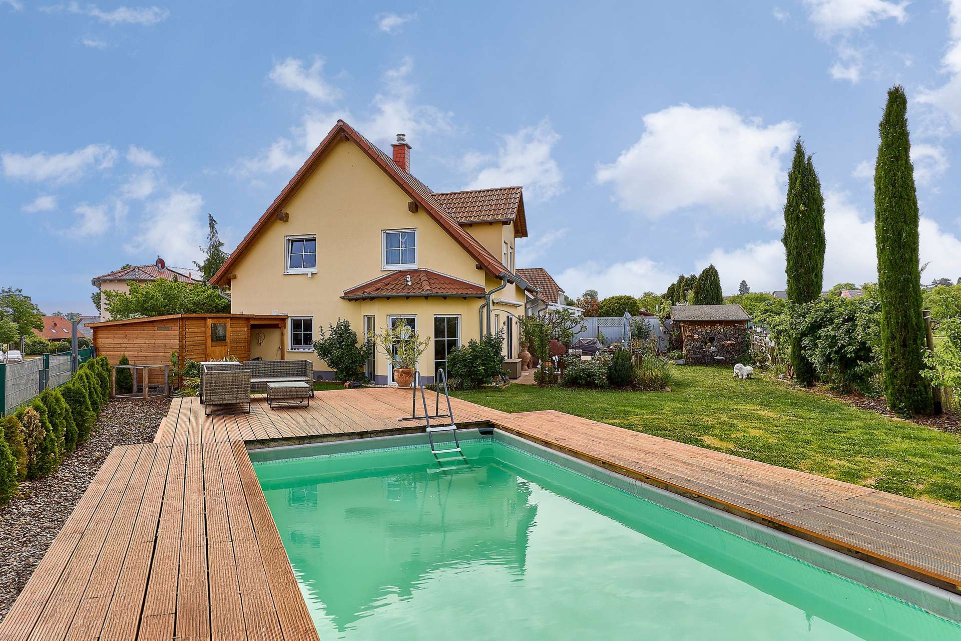 Ein Zuhause zum Verlieben: modernes Einfamilienhaus mit Gartenparadies, 67273 Dackenheim, Einfamilienhaus