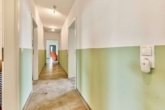 Stilvolle Premiumwohnung mit modernster Haustechnik und maximalen Komfort für die ganze Familie - Flur