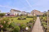 Einfamilienhaus auf weitläufigem Grundstück mit Nutzungsperspektive - Garten_digitales staging