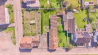 Einfamilienhaus auf weitläufigem Grundstück mit Nutzungsperspektive - Drohnenaufnahme