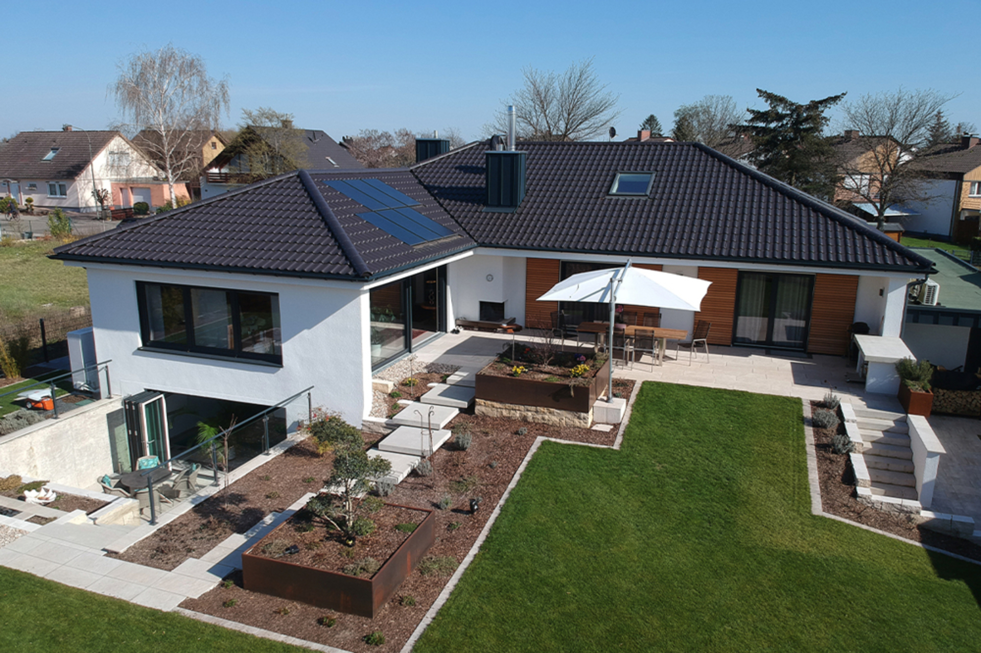 Luxuriöser Architekten-Bungalow mit hochwertiger Ausstattung und exklusiver Wohlfühloase, 67435 Neustadt an der Weinstraße / Lachen, Bungalow