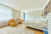 Einfamilienhaus mit besonderem Wohncharakter und viel Privatsphäre - Schlafzimmer