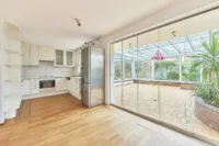 Stadtnah wohnen, naturnah leben - Doppelhaushälfte mit Wintergarten und wunderschönem Grundstück - Küche