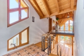 Großzügiges Galeriehaus in unverbaubarer Naturkulisse - Flur