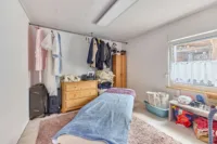 Viel Raum für Ihre Ideen – Wohnimmobilie mit außergewöhnlichem Lager- und Nutzungspotenzial - Ankleidezimmer OG