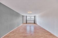 Dreifamilienhaus mit modernem Wohnkomfort und attraktivem Investitionspotenzial - Zimmer DG