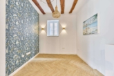 Glanzstück: einzigartige 3-Zimmer-Erdgeschosswohnung im modernisierten Fachwerkhaus - Wohnzimmer