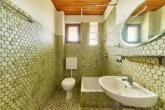 Attraktive Kombination - Stadthaus mit modernisiertem, gewerblich genutzten Anbau - Badezimmer
